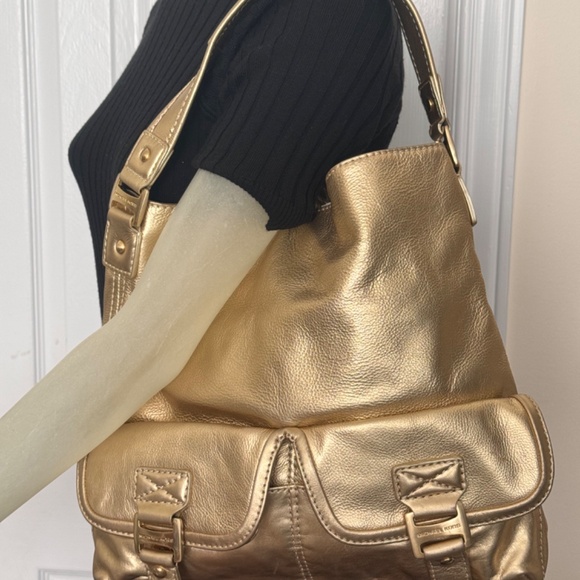 Vintage Michael Kors Leather Metallic Gold Bag Boho shoulder tote  purse - Picture 3 of 17